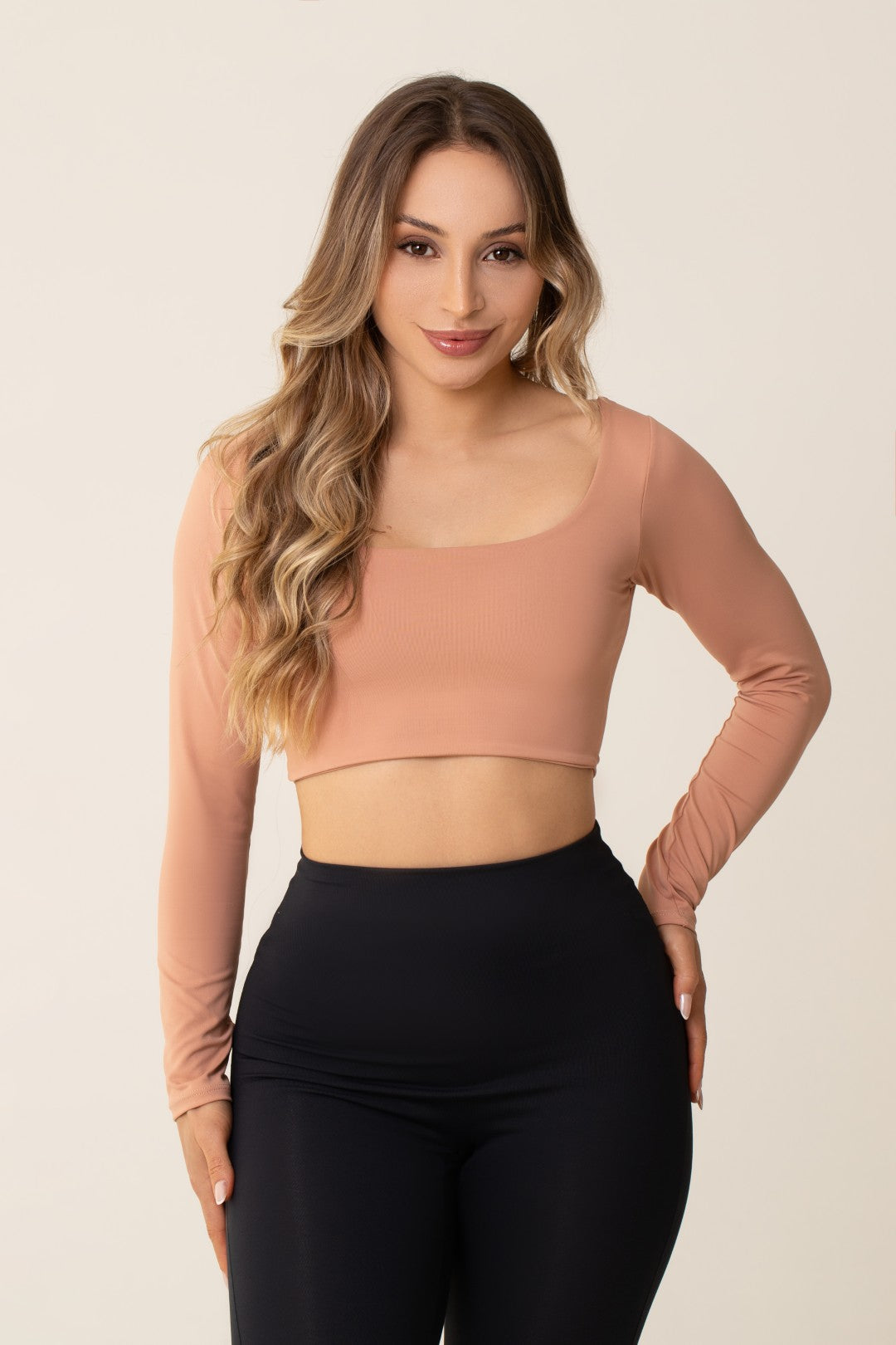 CROPPED LIFE STUDIO